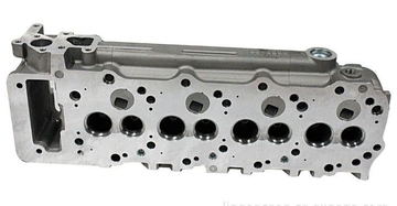 Engine Cylinder Head For MITSUBISHI 4M40T Pajero 2.8TD ME202620 ME193804 AMC 908514