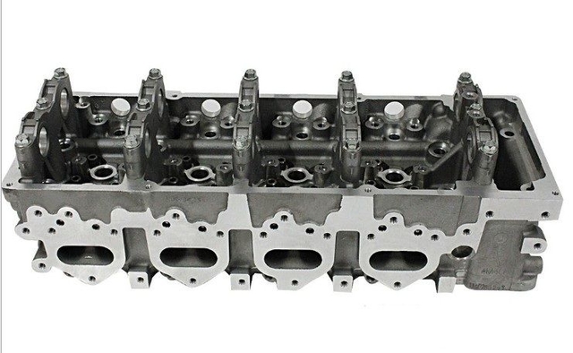 Engine Cylinder Head For MITSUBISHI	4M41 ; MITSUBISHI Pajero KING 3.2 (4M41) BIGGER VALVE SEATS ME204200